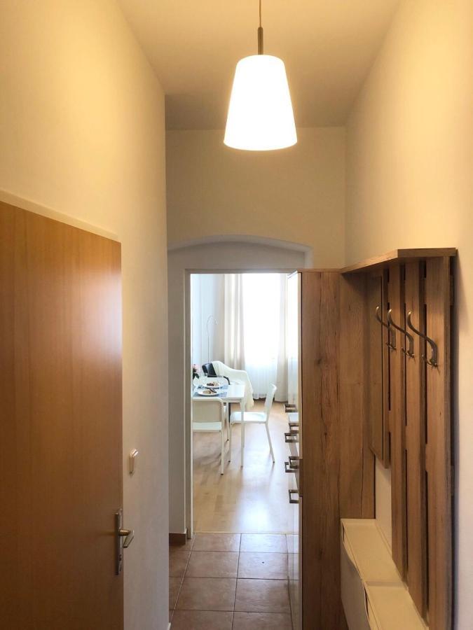 New, Bright Apartment Near The Metro! Вена Экстерьер фото